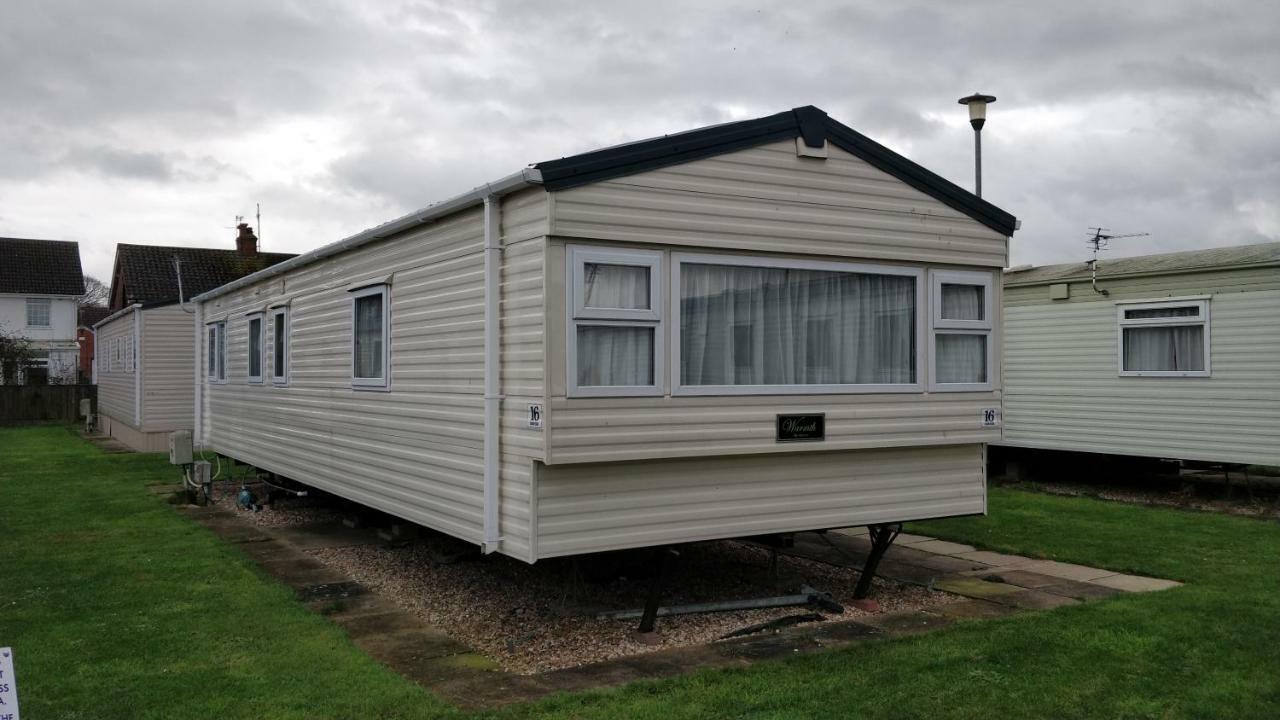 8 Berth Northshore Winthorpe  エクステリア 写真