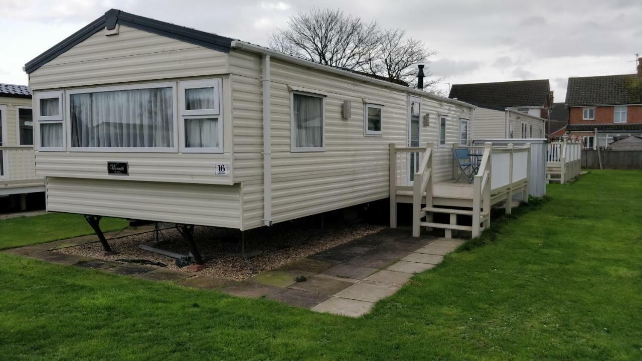 8 Berth Northshore Winthorpe  エクステリア 写真